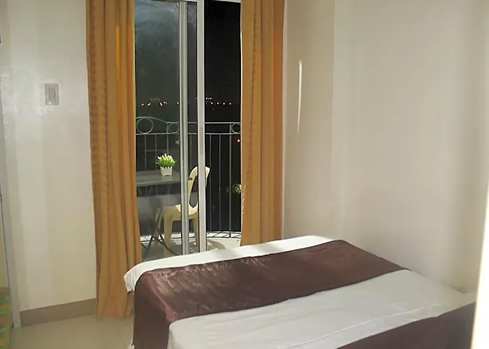 Chateau Elysee A10 Near Airport Hotel Manila